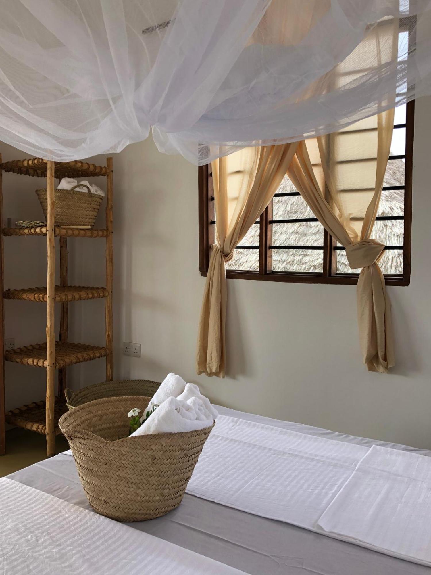 Bed and breakfast Mlango Paje House II Extérieur photo