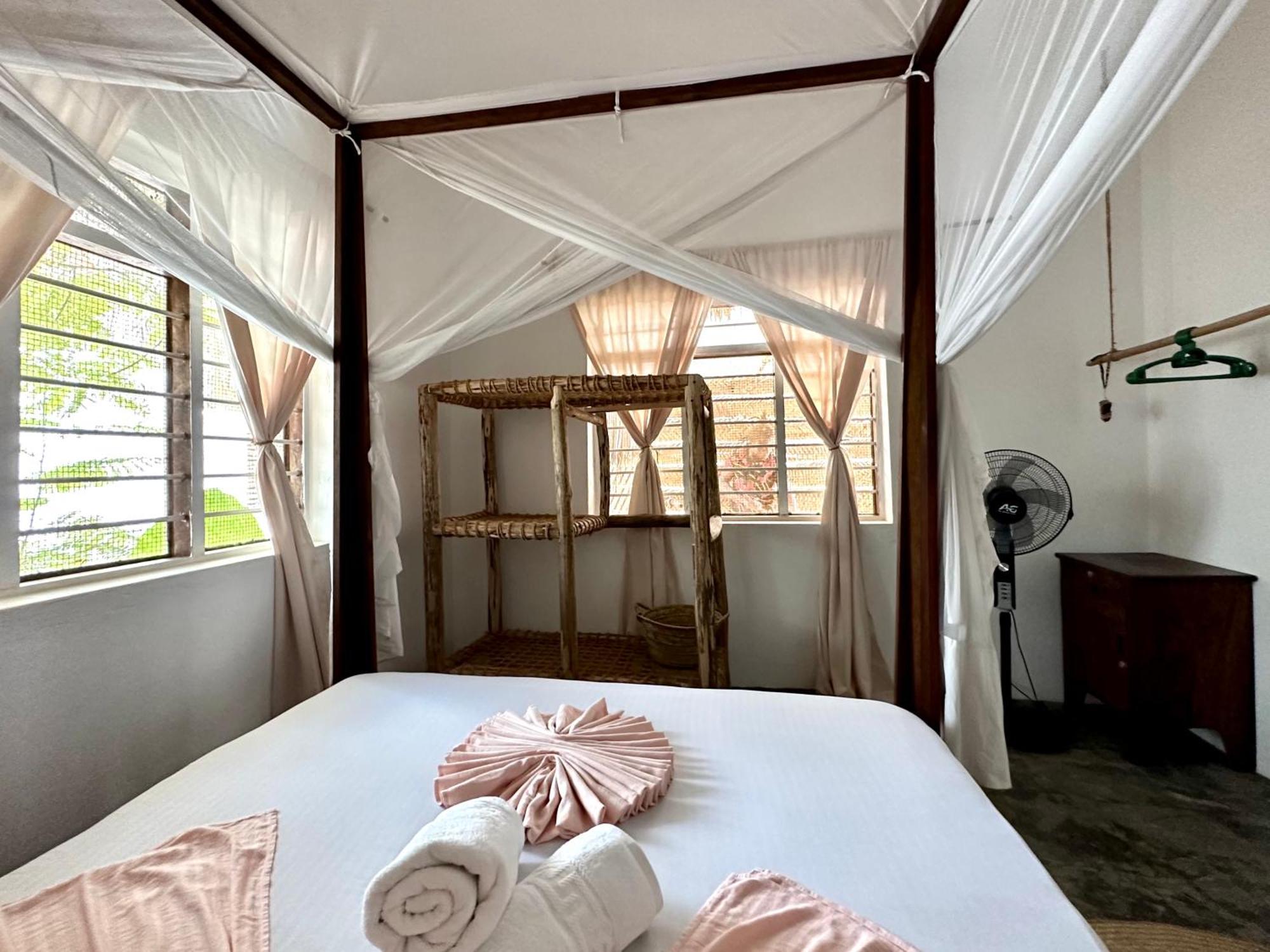 Bed and breakfast Mlango Paje House II Extérieur photo
